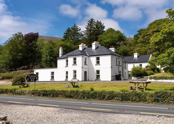 Kylemore House Boutique Apartments - Connemara Suite